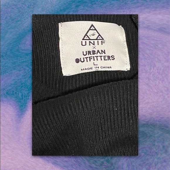 ♥︎ UO x UNIF Fine Gauge Cropped Ribbed Sweater ♥︎ - Picture 3 of 6